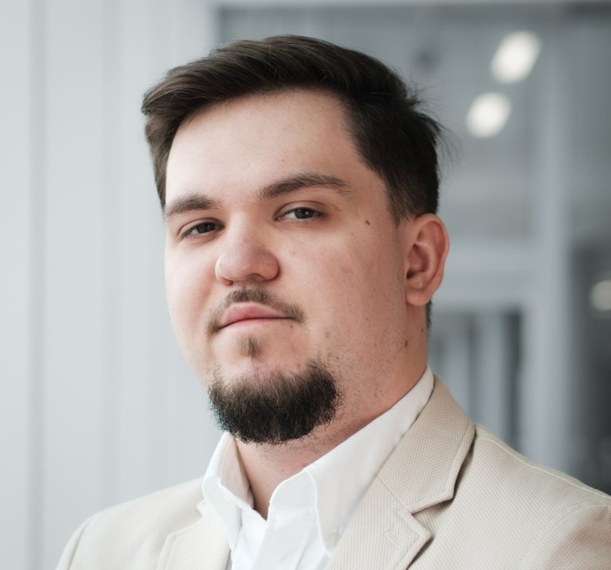 HR-ассистент и AI-копирайтер (EN↔RU)