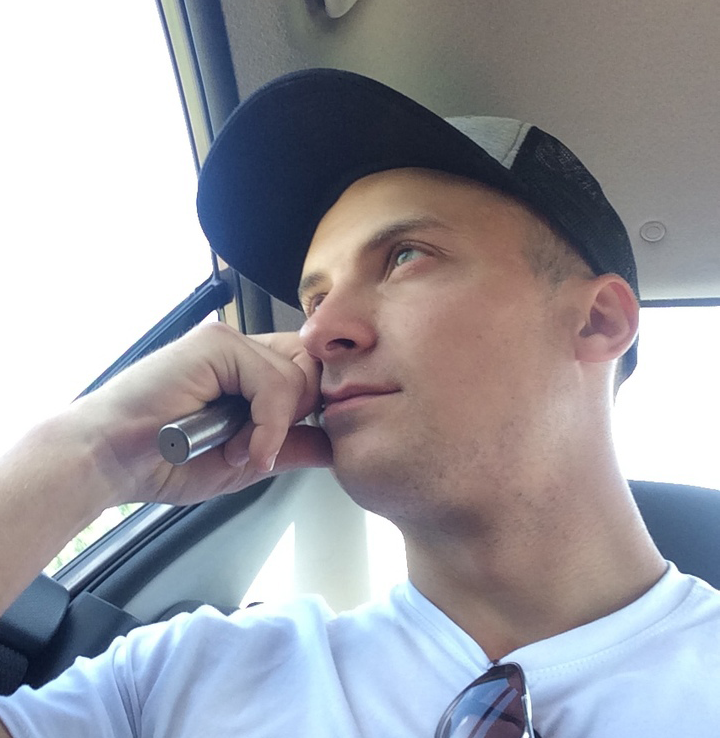 Дизайнер карточек для маркетплейсов