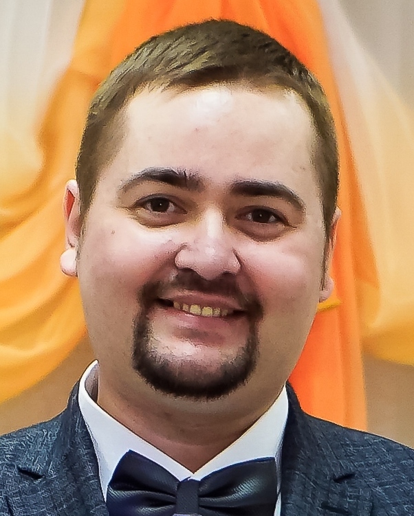Менеджер по продажам
