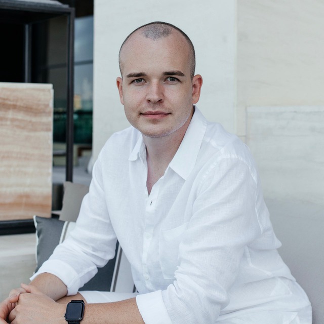 Senior iOS Developer