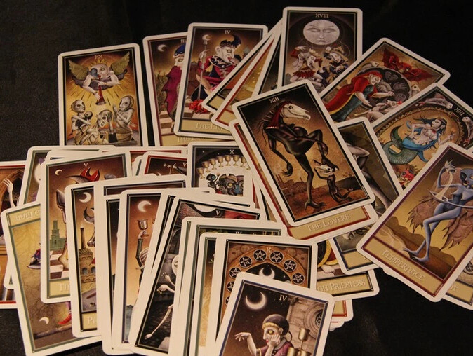 Таролог , рунулог,психолог