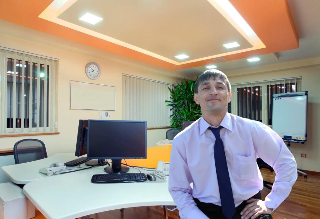 Администратор, веб-мастер.