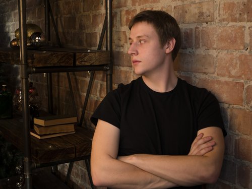 Видеомонтажёр