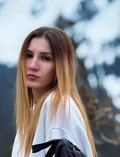 Графический дизайнер